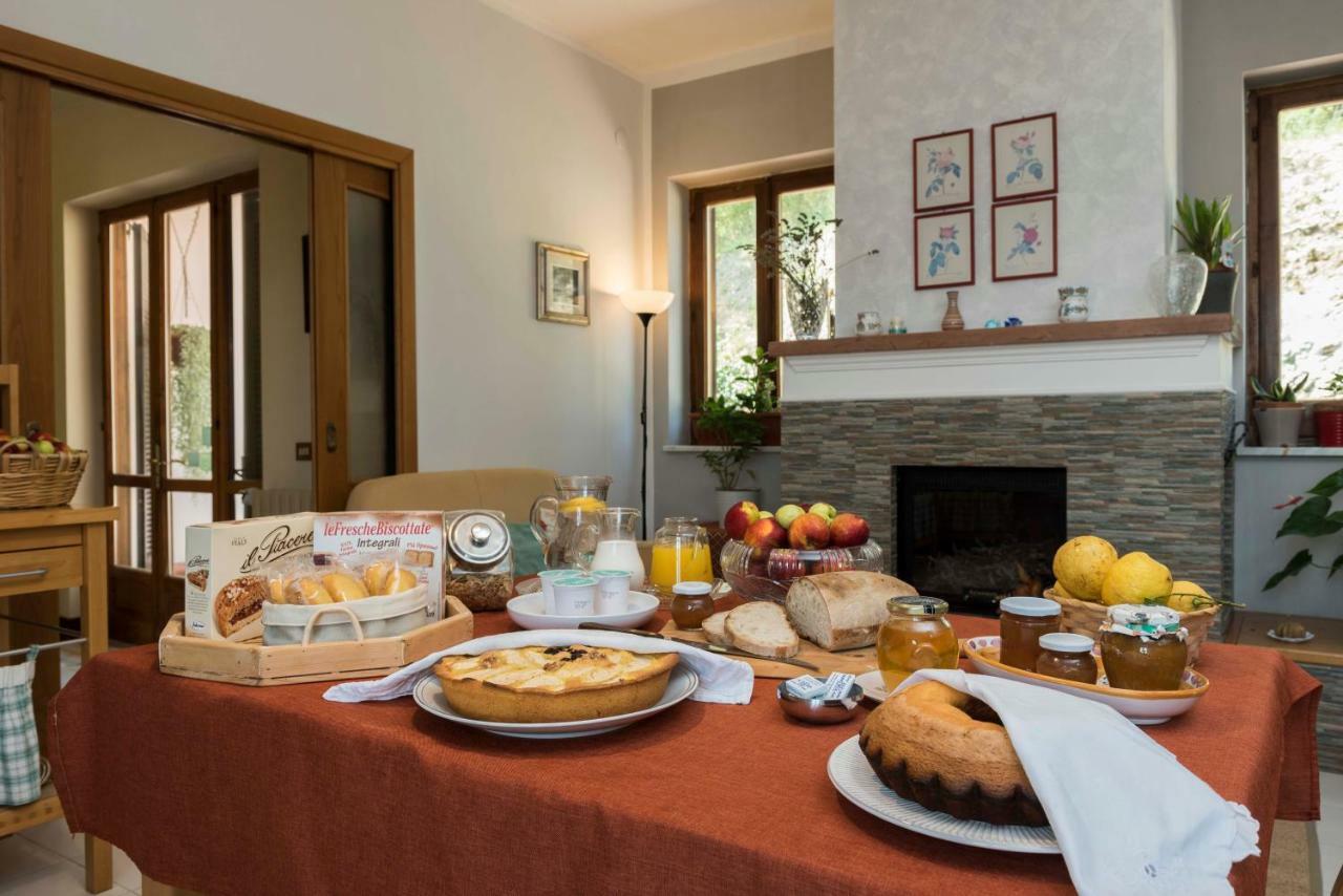 B&B Albachiara Casa Di Campagna Ogliastro Cilento Exterior photo